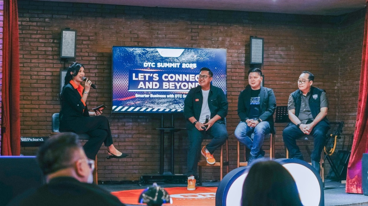 6932f253b27c3-dtc-summit-2025_1265_711
